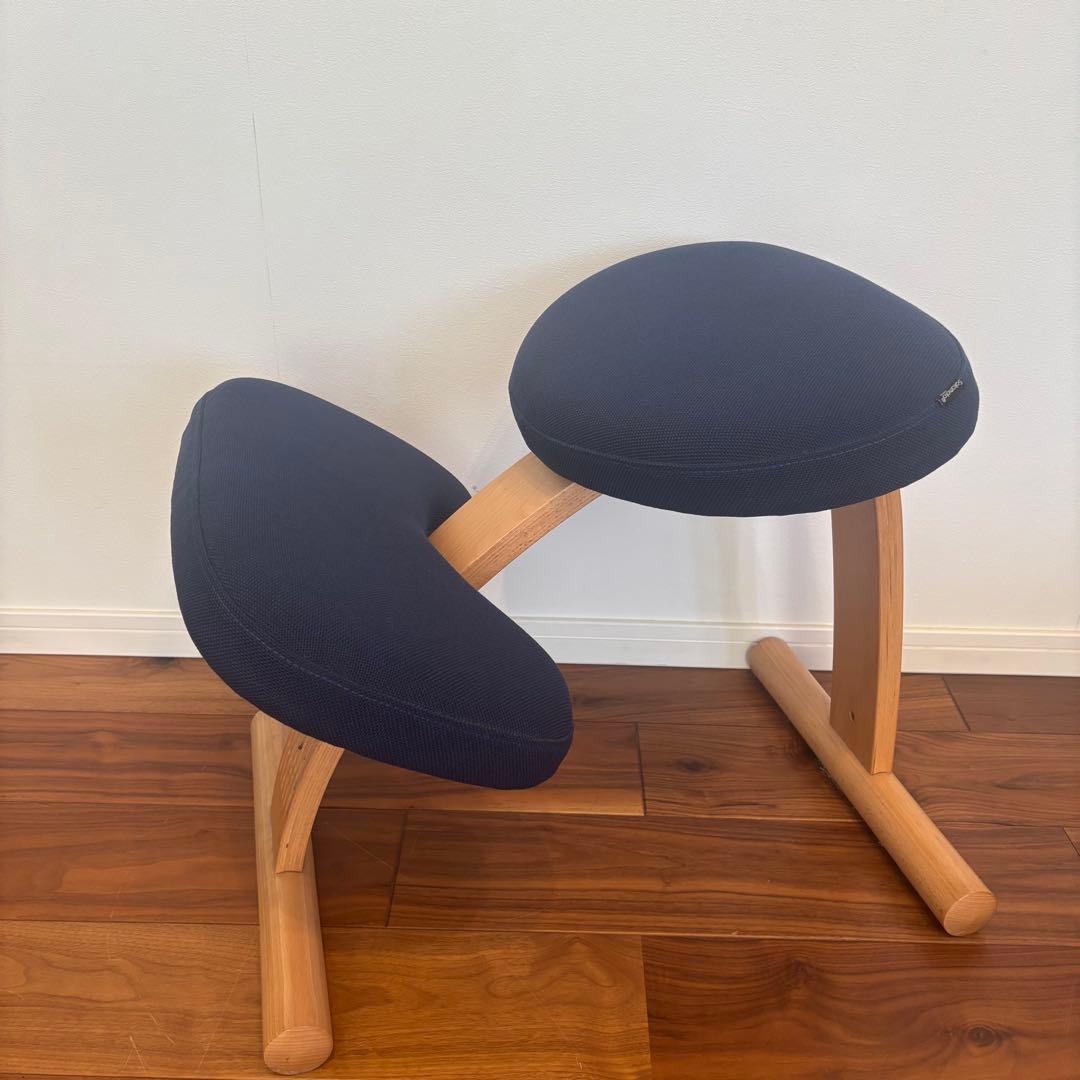 極美品 バランスイージー バランスチェア ネイビー サカモトハウス 日本製