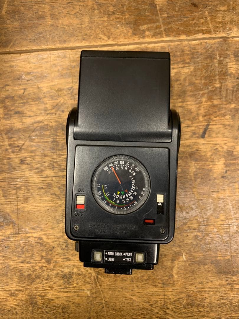 在庫処分 #127 フィルムカメラ　canon A-1 おまけ付き