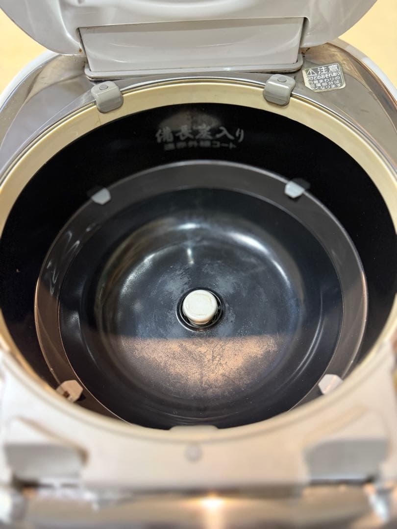 TOSHIBA RC-10VQR炊飯器 IH加熱方式 予約機能付き