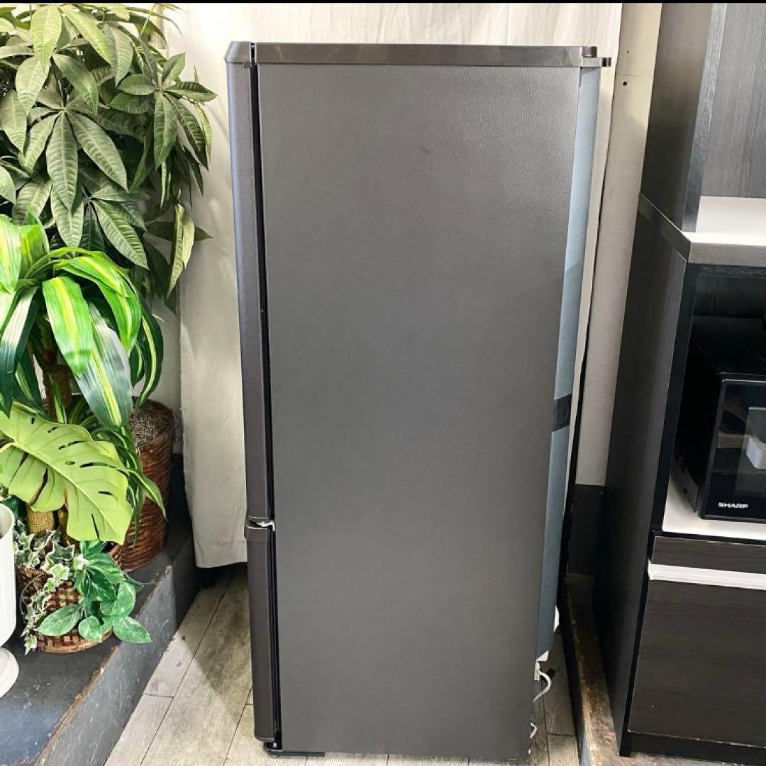 回収込み☆マットダークブラウン冷蔵庫　LED光庫内Panasonic社　168L