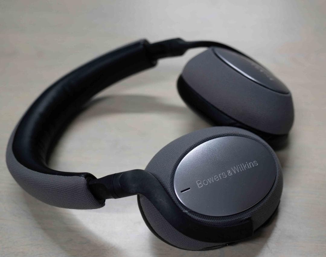 Bowers & Wilkins PX7 ワイヤレスヘッドホン グレー
