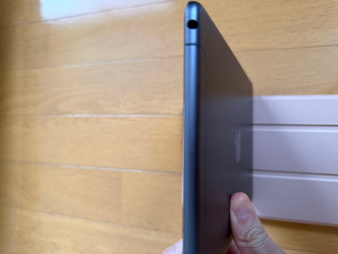 iPad mini 第5世代 64GB + ケース