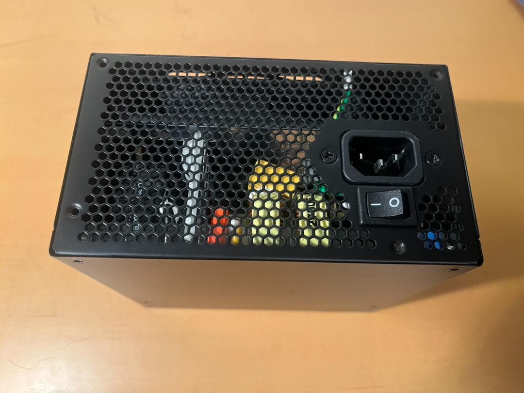 【新品、未使用品】 玄人志向 電源ユニット 650W ATX電源PLUSゴールド