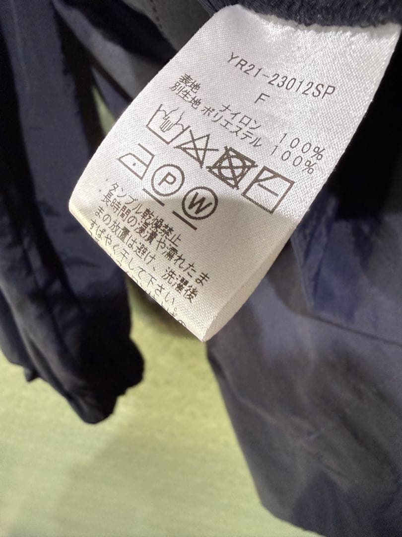 yori フラットカラーティアードブラウス　ネイビー　フリーサイズ