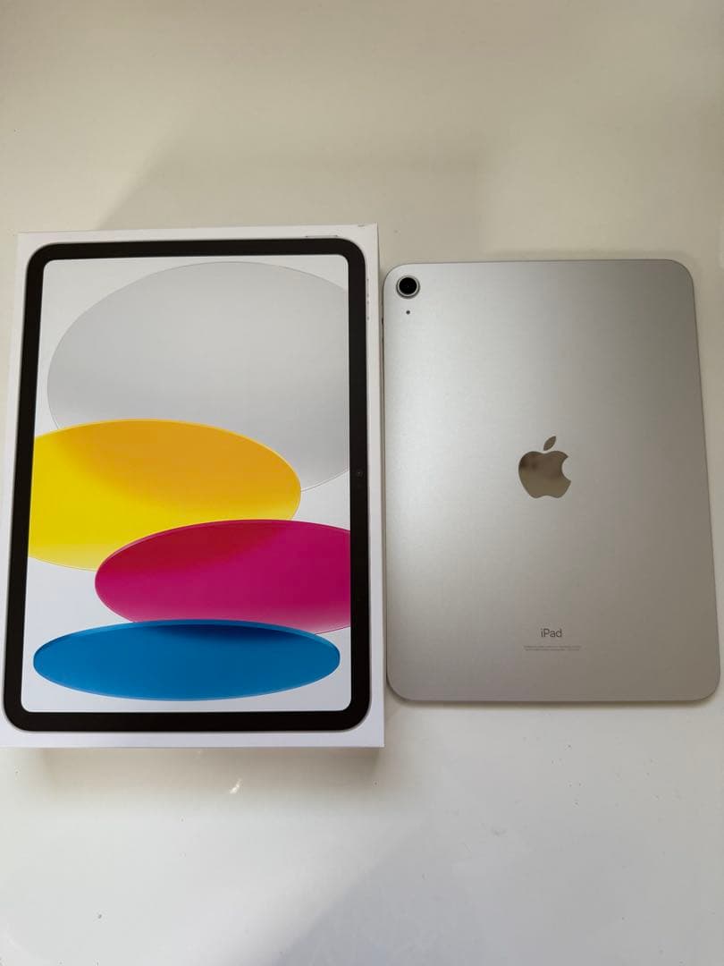 Apple iPad 第10世代 Wi-Fi 64GB シルバー 【美品‼️】