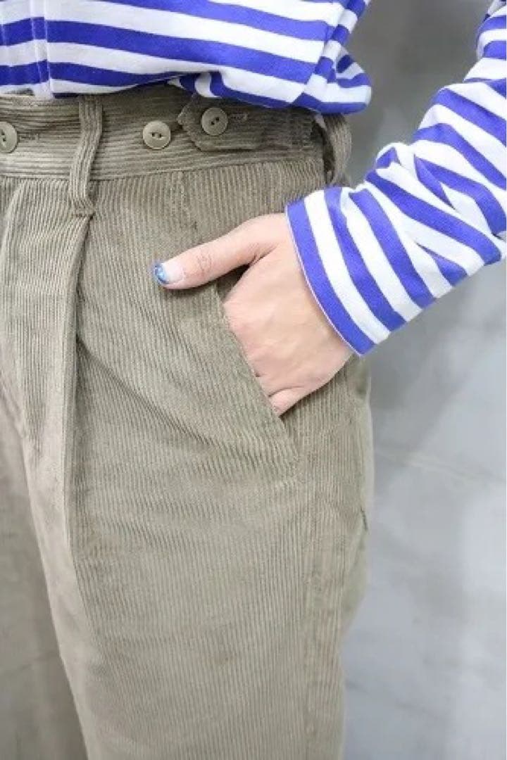 Porter des boutouns【ポルテデブトン】　コーデュロイパンツ