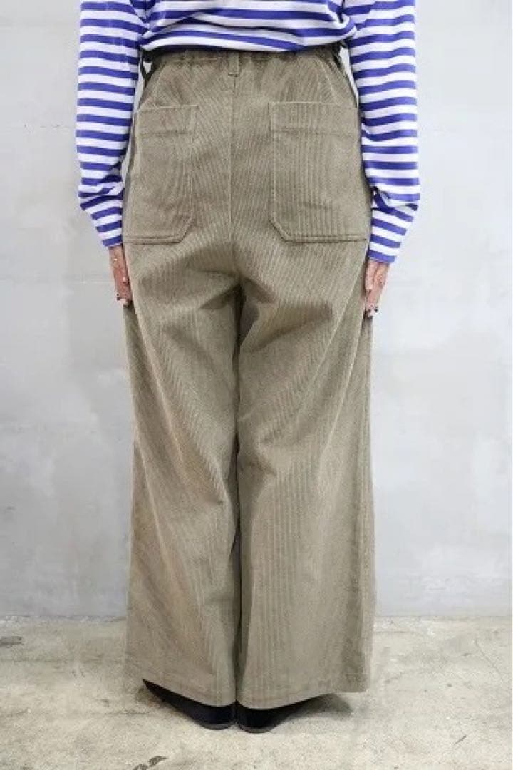 Porter des boutouns【ポルテデブトン】　コーデュロイパンツ