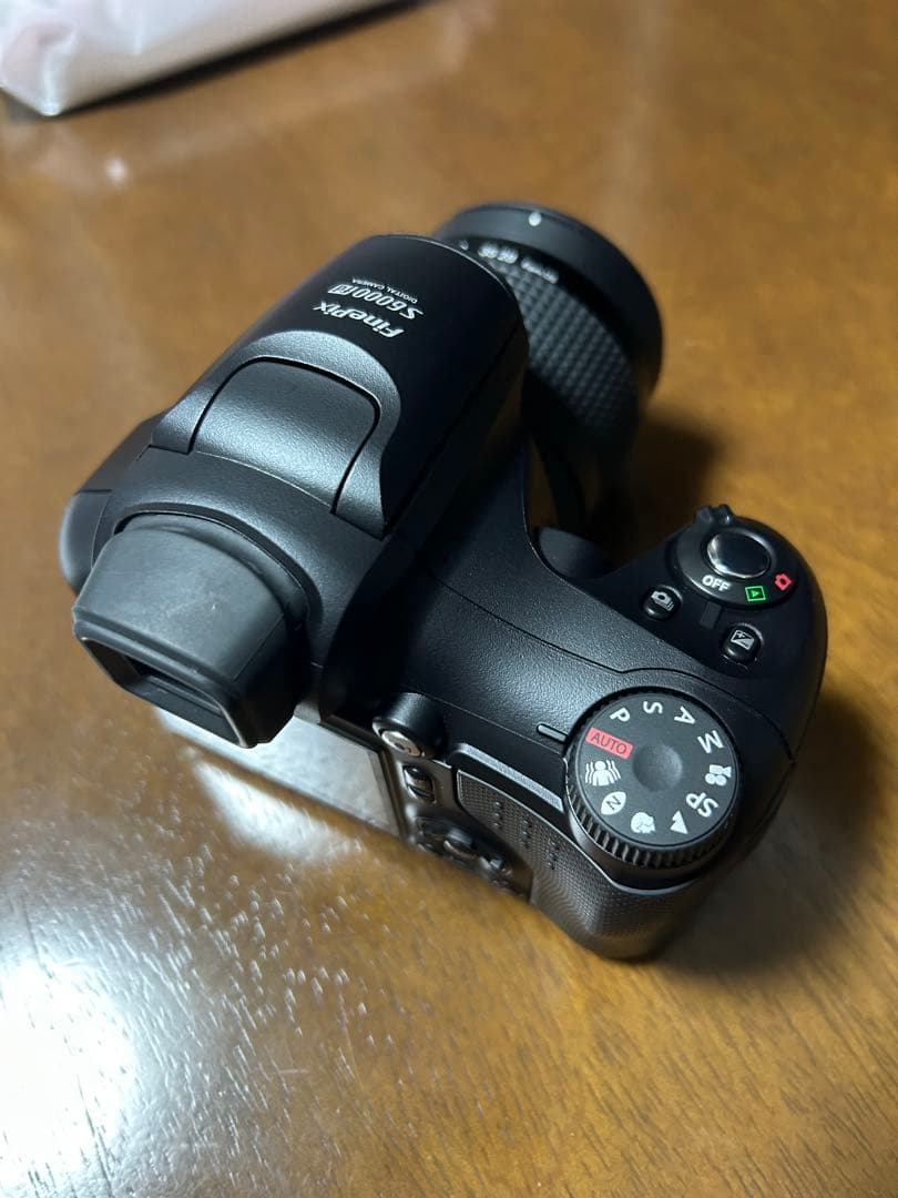 FinePix S6000fd デジタルカメラ 本体