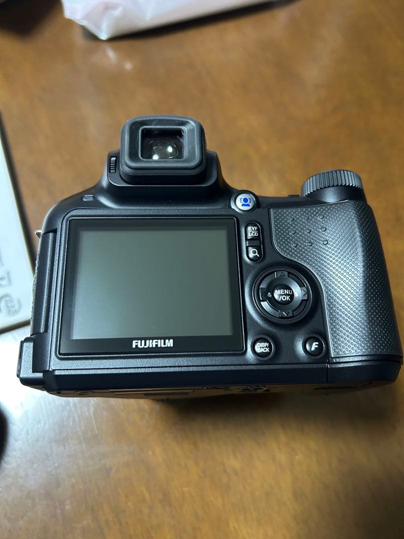 FinePix S6000fd デジタルカメラ 本体