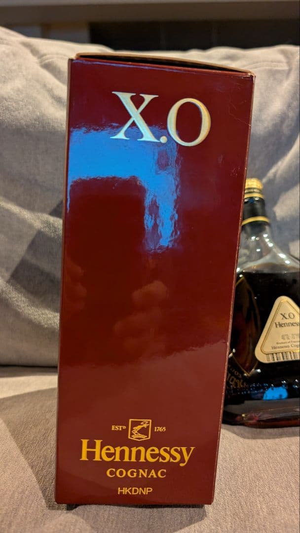Hennessy X.O コニャック 700ml　金キャップクリアボトル