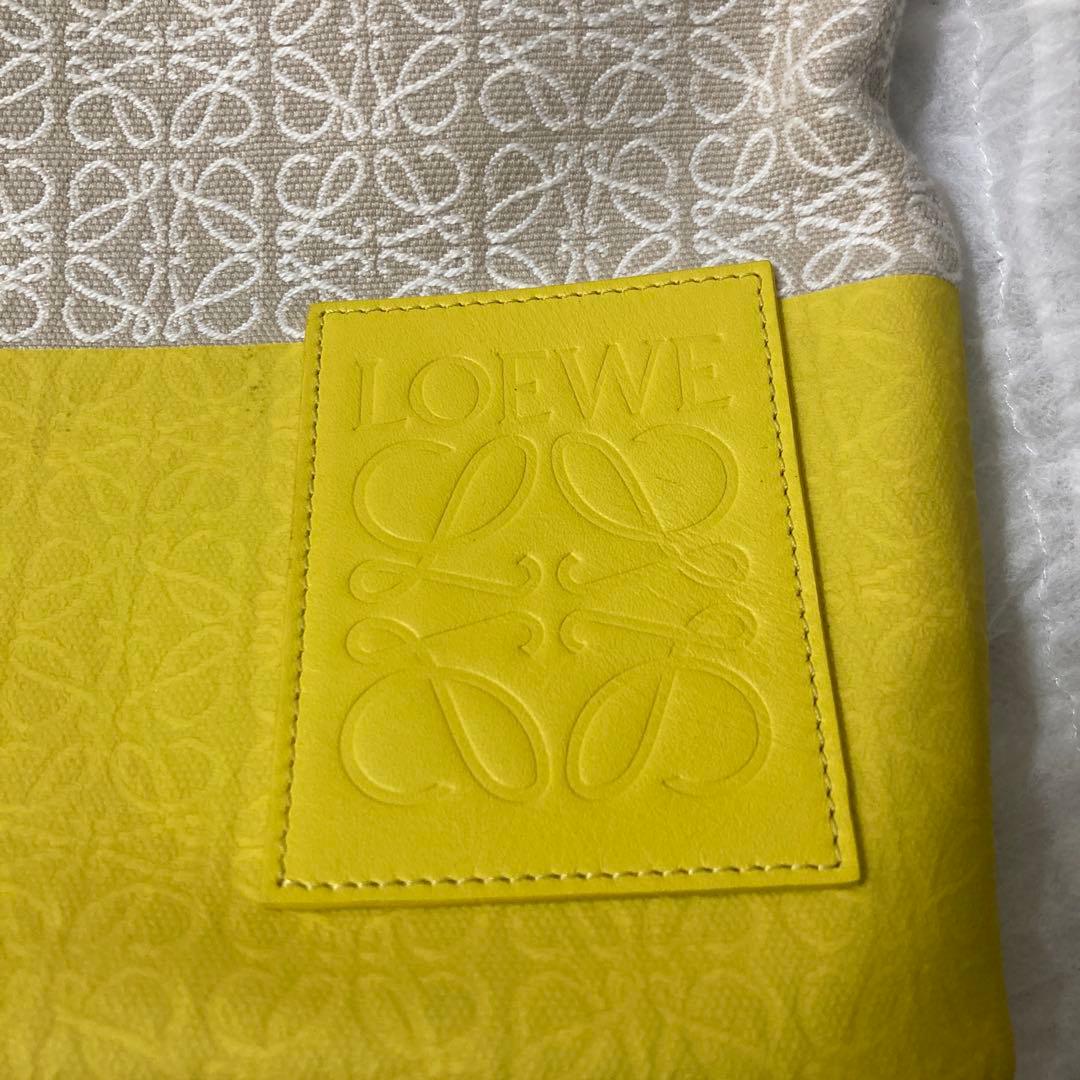 LOEWE クラッチバッグ イエロー/ホワイト