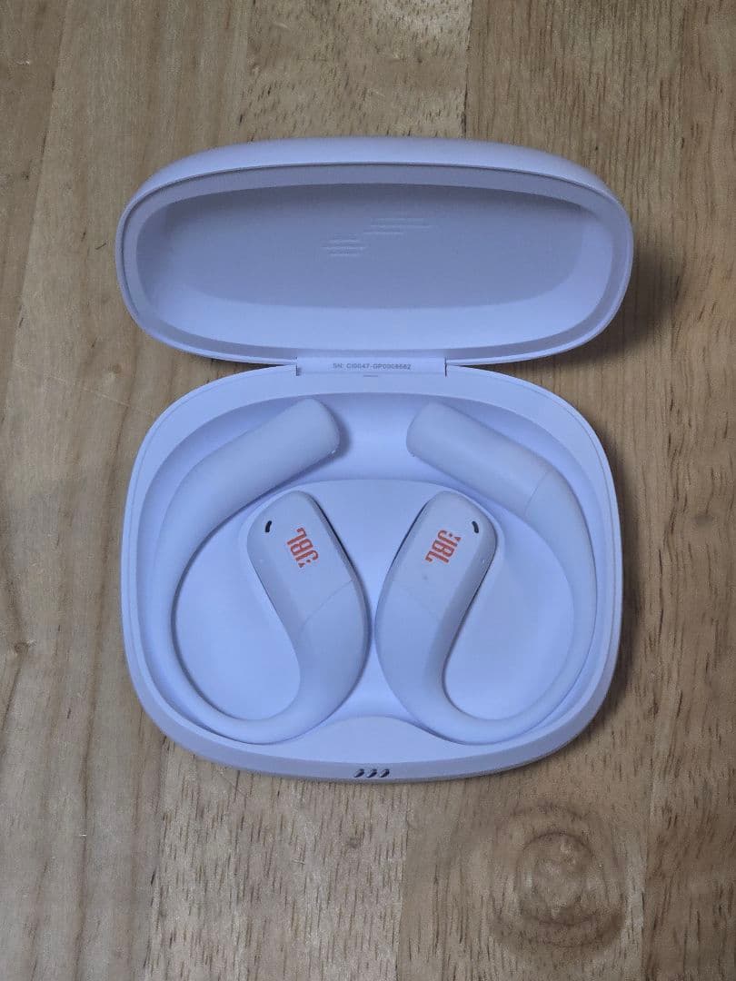 JBL Endurance Zone ワイヤレスイヤホン