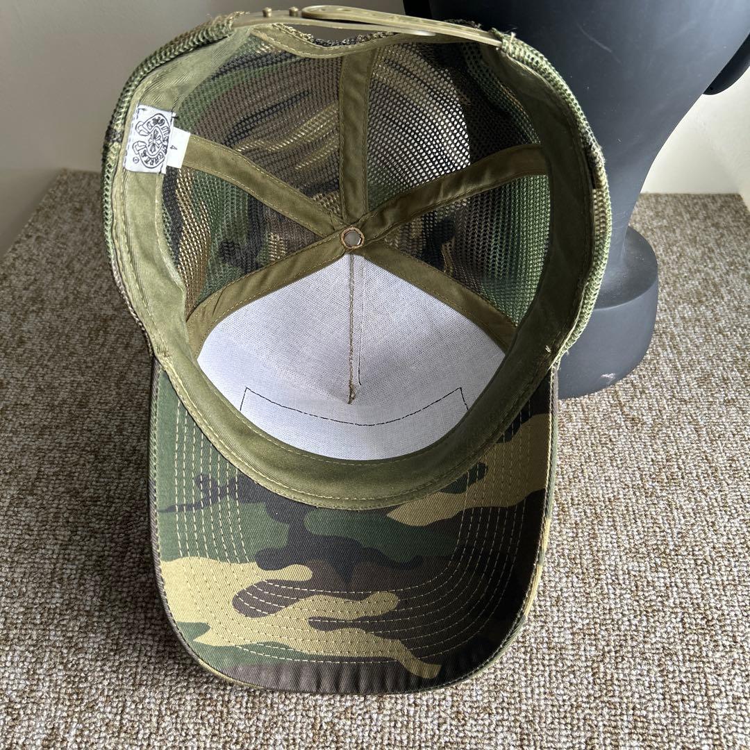 CHROME HEARTS 迷彩トラッカーキャップ