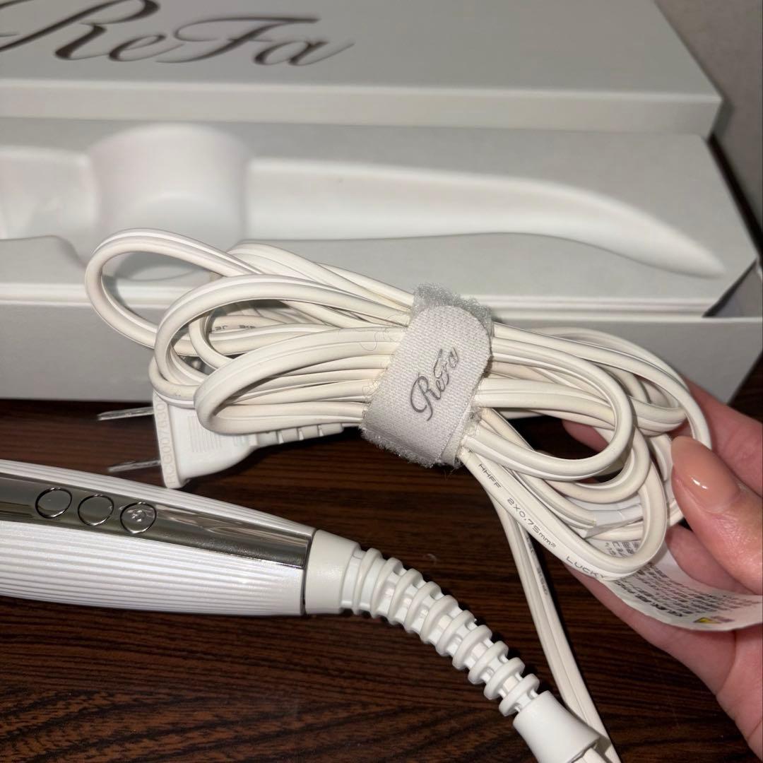 リファ　ビューテックカールアイロン26ミリ