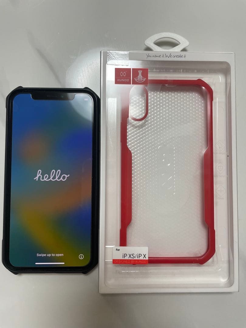 Apple iPhone X スペースグレー 256GB バッテリー84%