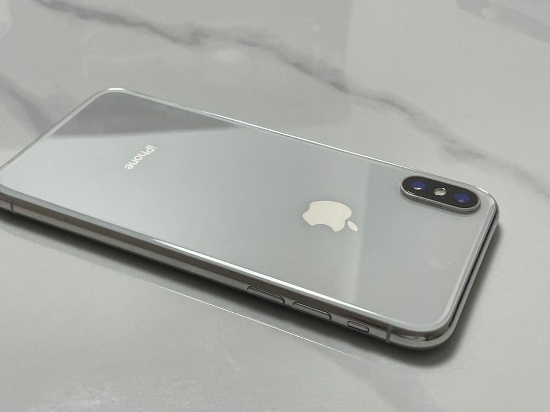 Apple iPhone X スペースグレー 256GB バッテリー84%
