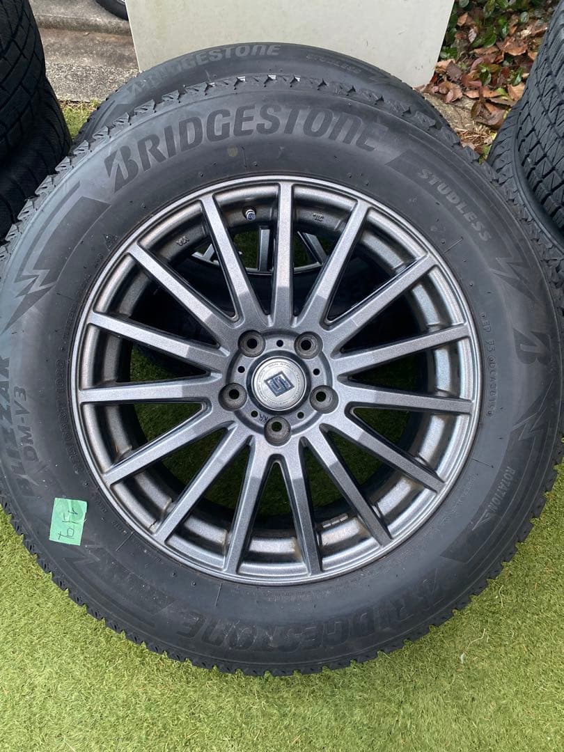 エミ　ブリヂストン スタッドレスタイヤ DM-V3 225/65R17