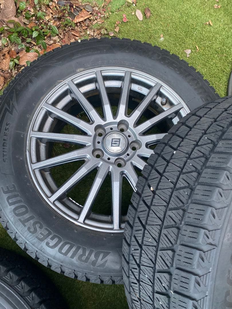 エミ　ブリヂストン スタッドレスタイヤ DM-V3 225/65R17