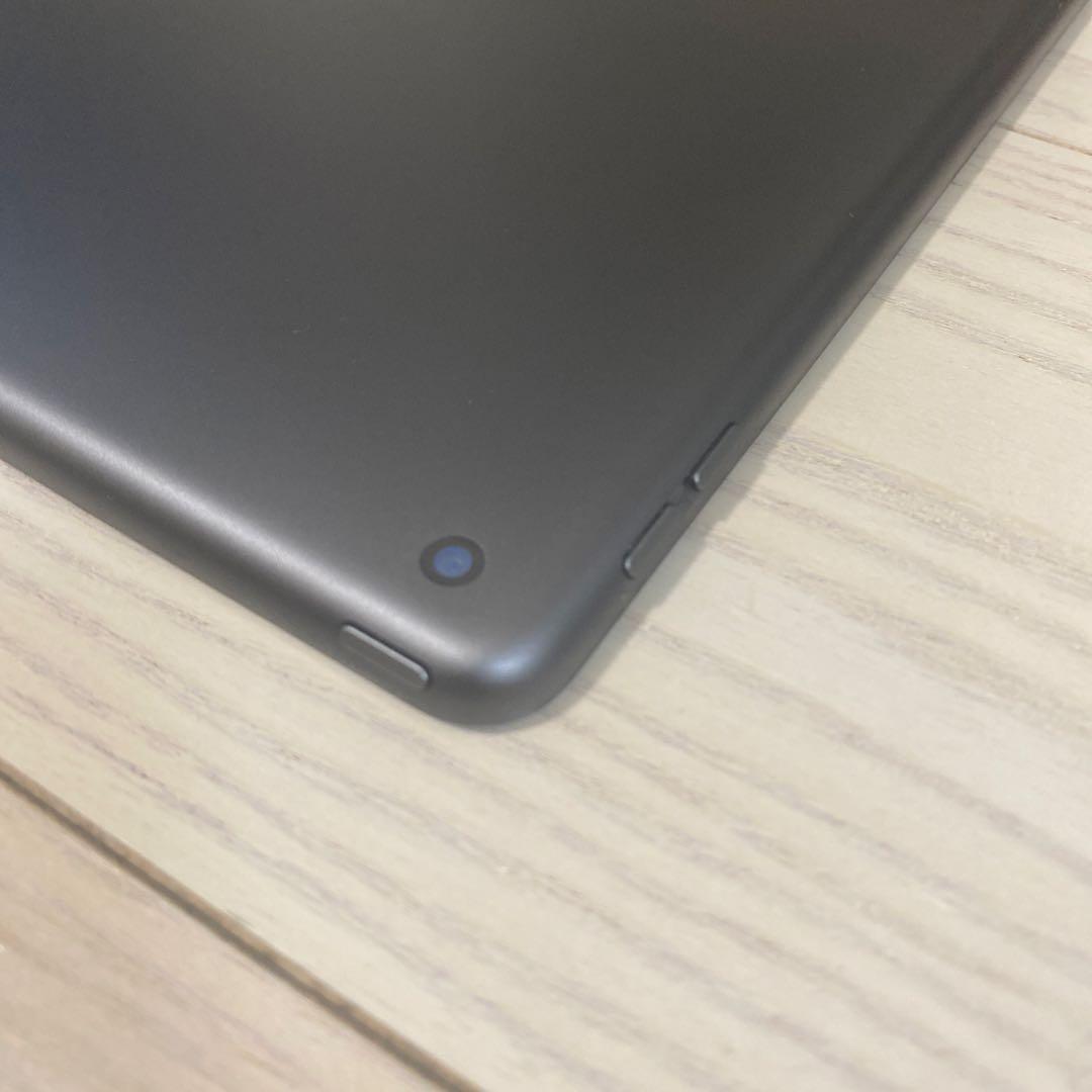 【外観美品】iPad 第8世代 Wi-Fi 32GB バッテリー劣化あり