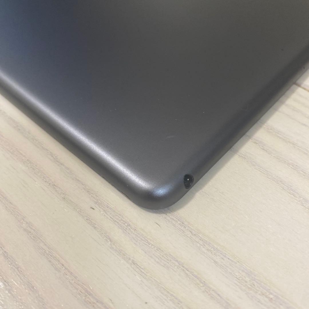 【外観美品】iPad 第8世代 Wi-Fi 32GB バッテリー劣化あり