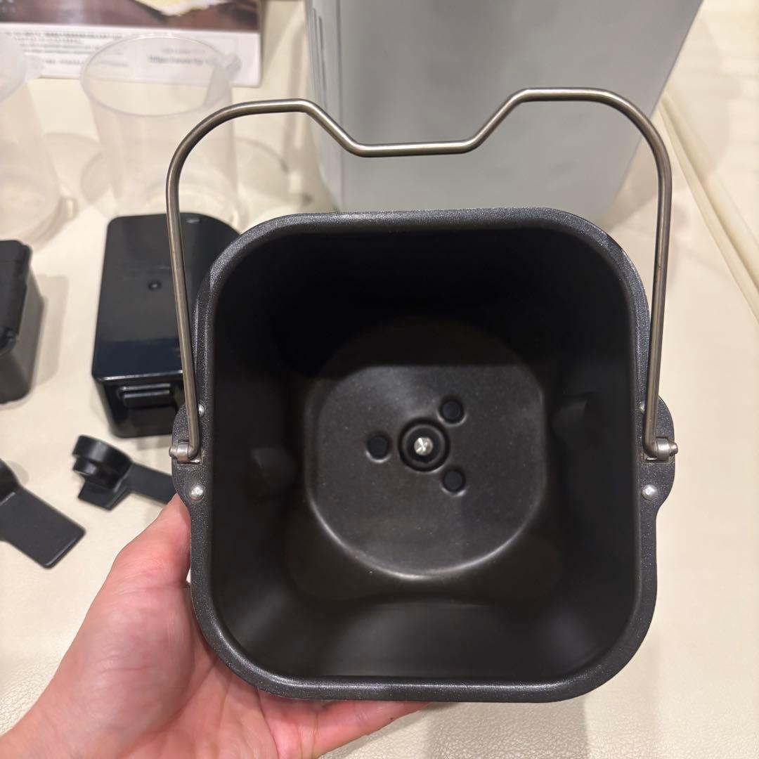 タイガー　KBD-X100 WF 米粉パンも焼ける　IHホームベーカリー