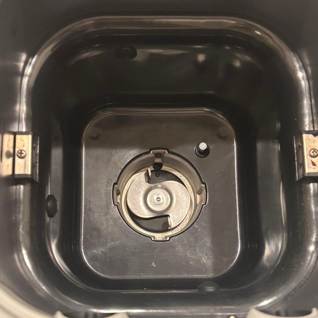 タイガー　KBD-X100 WF 米粉パンも焼ける　IHホームベーカリー