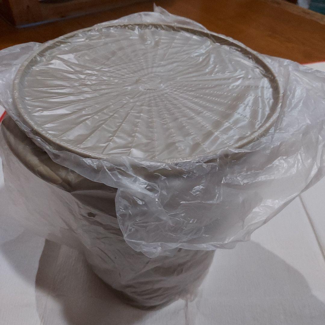 タッパーウェア、プラスチック 保存容器 直径28cm