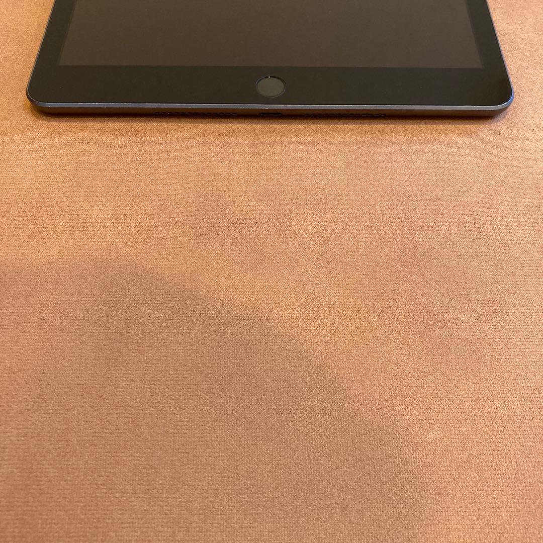 3437【早い者勝ち】iPad7 第7世代 32GB WIFIモデル☆