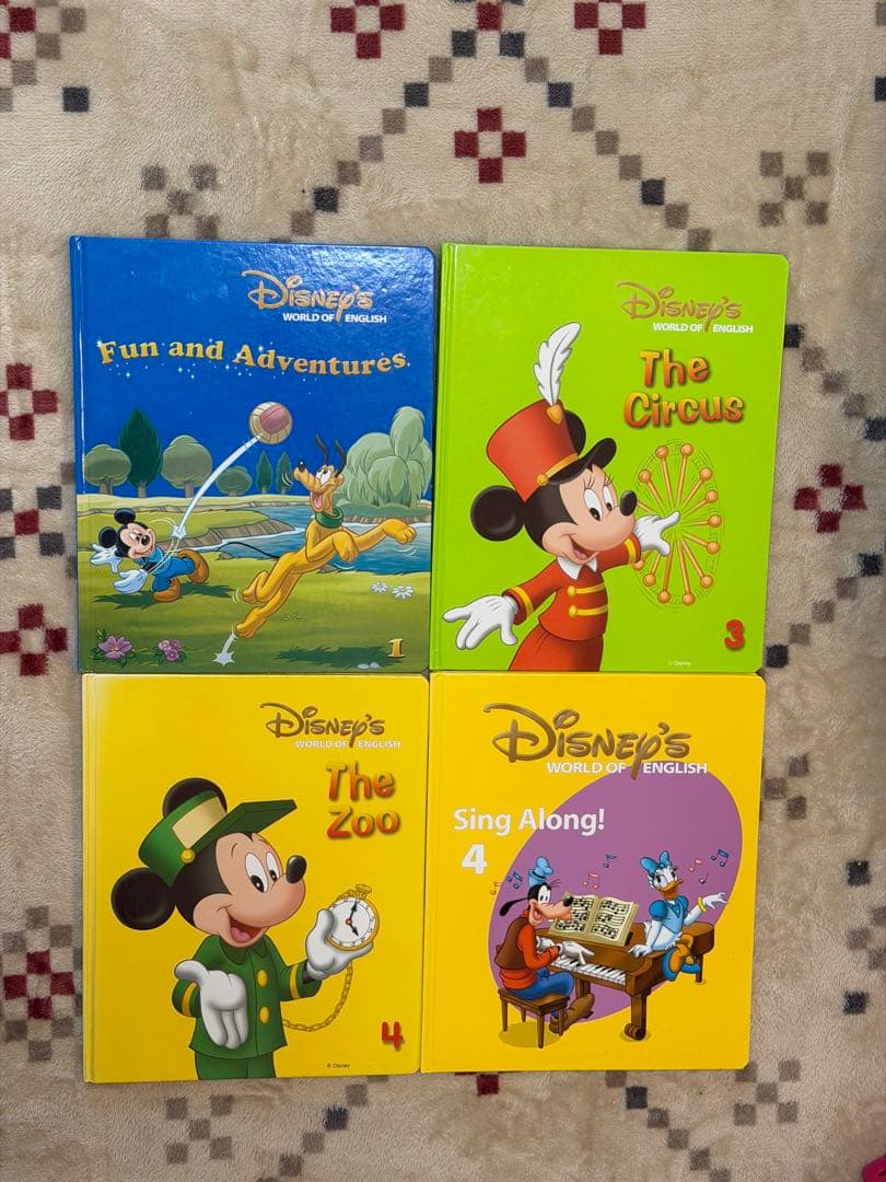 【中古特価】2018 DWE ディズニー英語 DVD、CD、BOOK