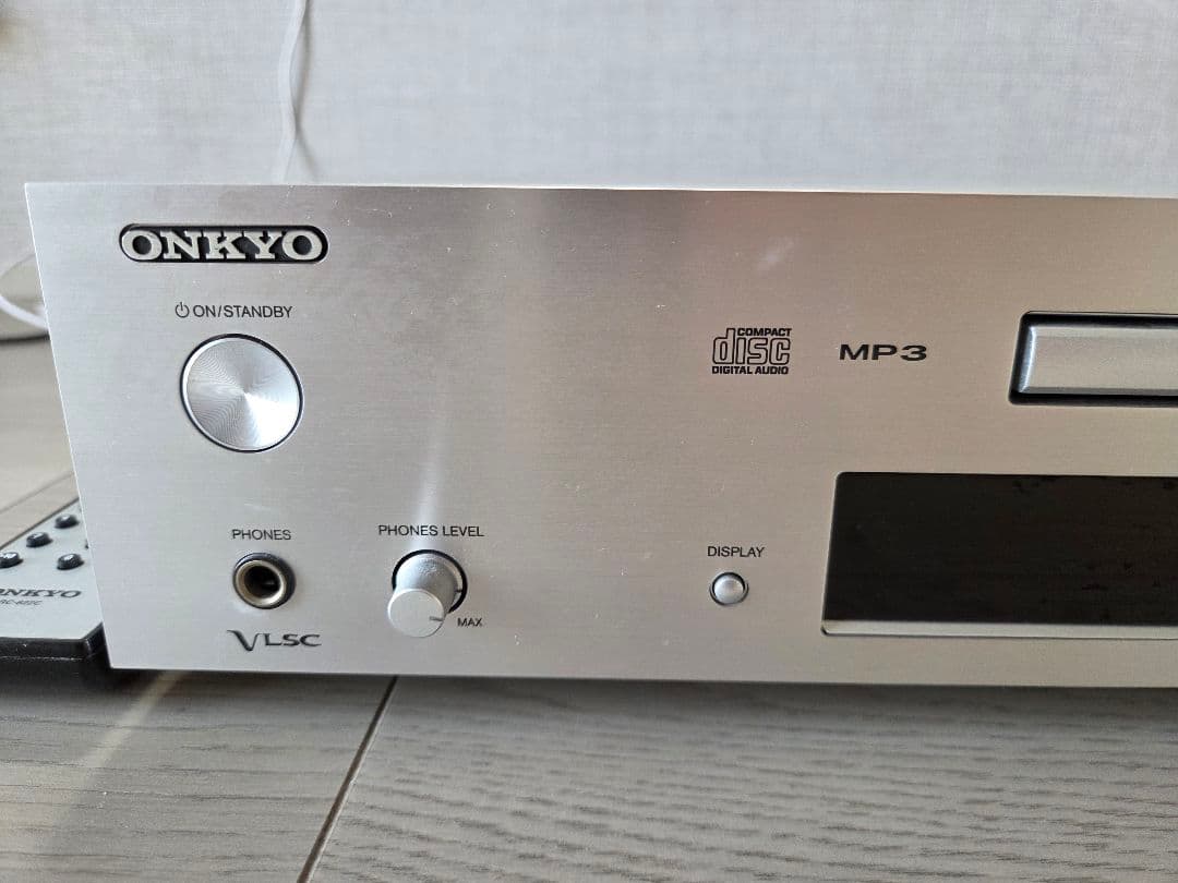 (ジャンク扱い) ONKYO C-7030 CDプレーヤー