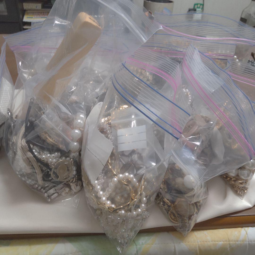 まとめ売り アクセサリー詰め合わせセット ジャンク 約7.5キロ