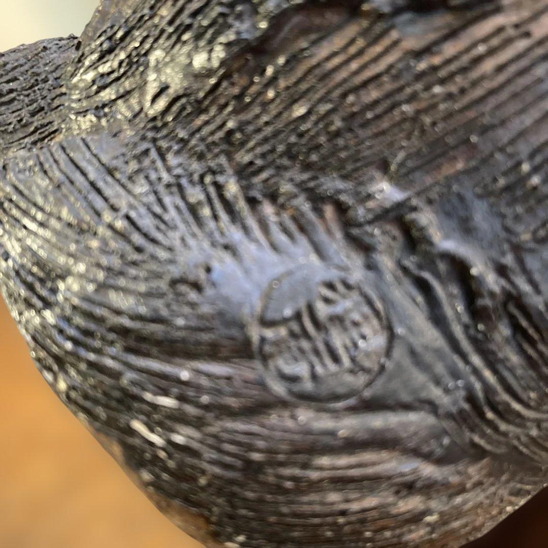 名門　狸庵の珍しいバットを持ったキュートなお目目のタヌキ君の置物です。