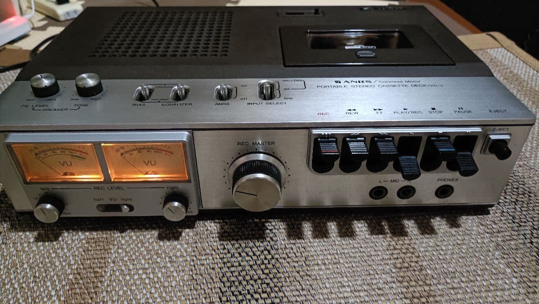 ビクター ポータブルカセットデッキ KD-3 希少です