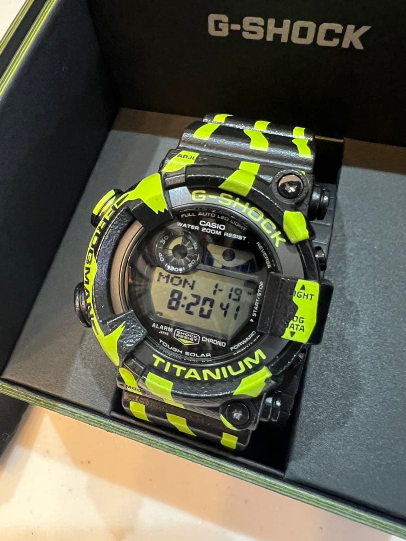 G-SHOCK FROGMAN 限定版　ヤドクガエル