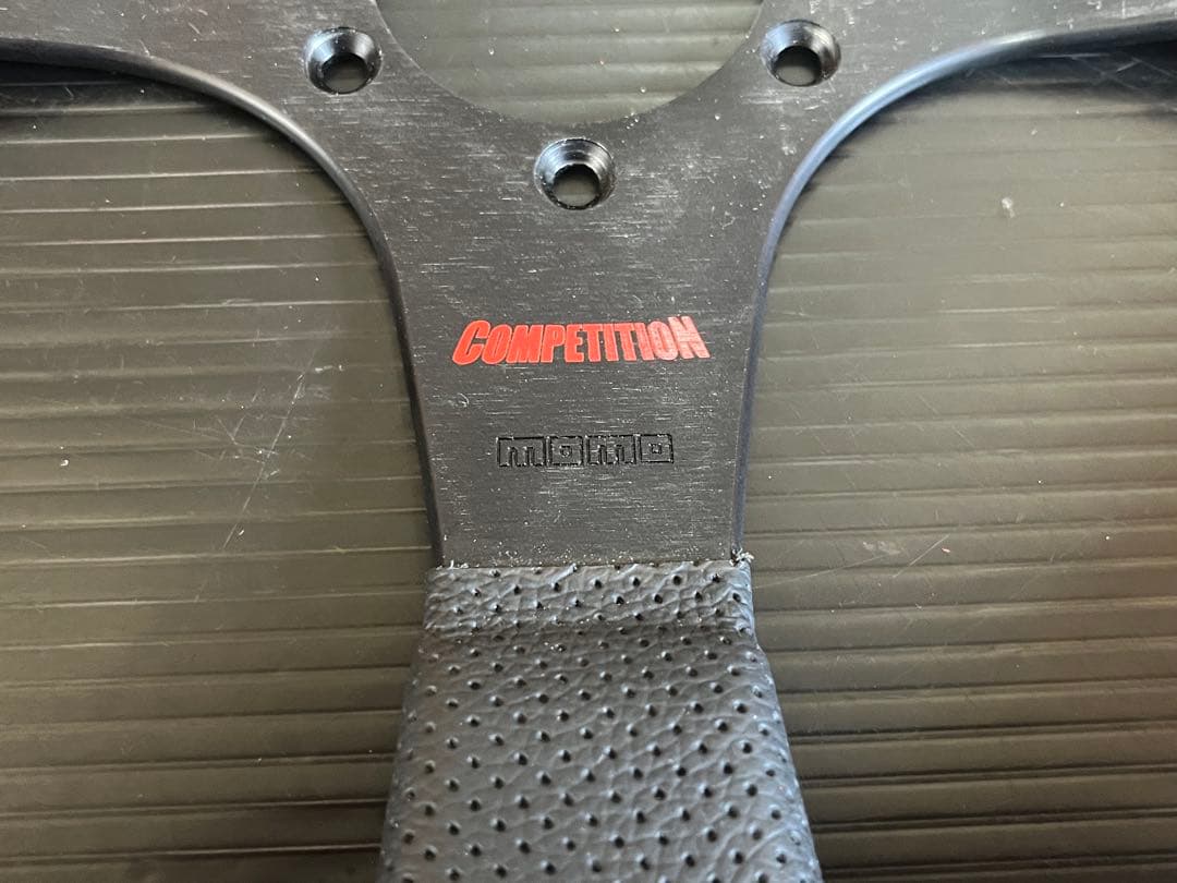 MOMO モモ ステアリング コンペティション 35パイ ハンドル