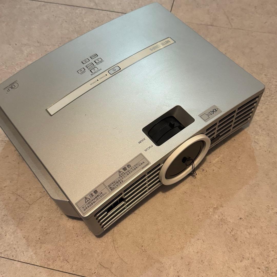 MITSUBISHI HC1100 DLPプロジェクター