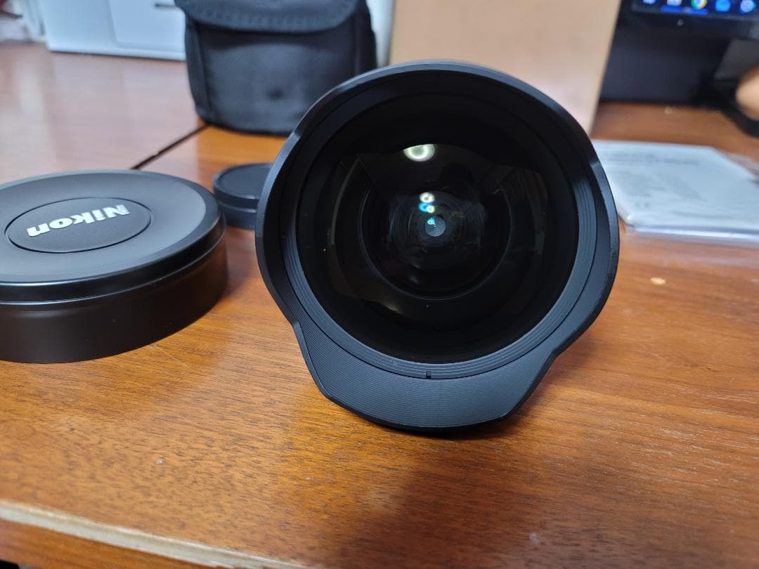 ニコン AF-S nikkor 14-24mm 1:2.8G ED 美品