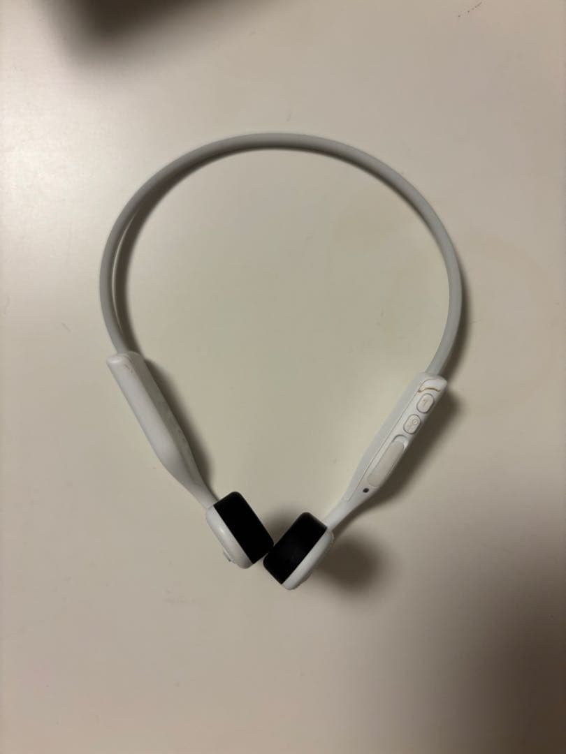 SHOKZ OPENMOVE ワイヤレス骨伝導イヤホン ホワイト