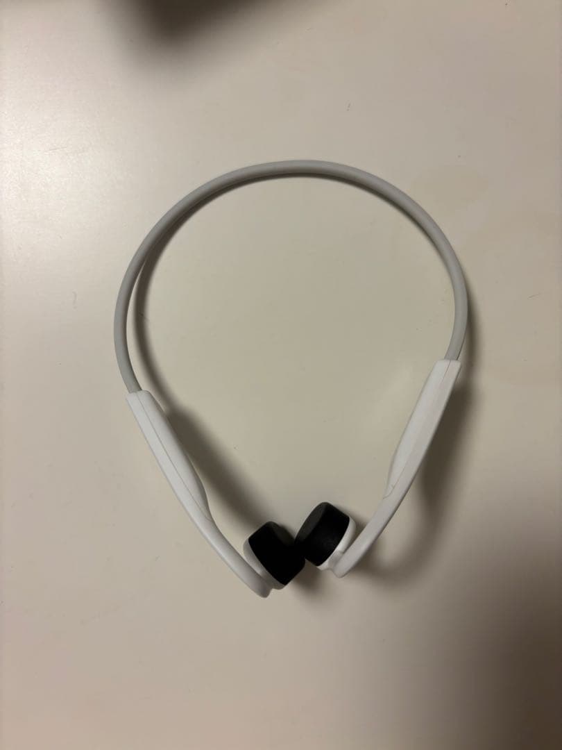 SHOKZ OPENMOVE ワイヤレス骨伝導イヤホン ホワイト