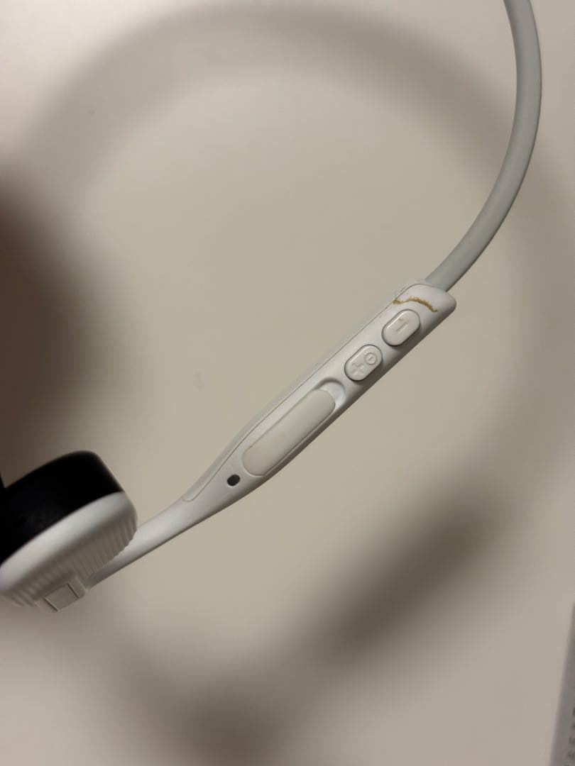 SHOKZ OPENMOVE ワイヤレス骨伝導イヤホン ホワイト