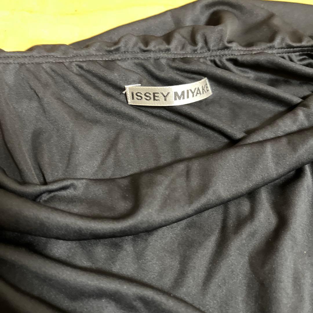 ISSEY MIYAKE ブラック チュニック 半袖