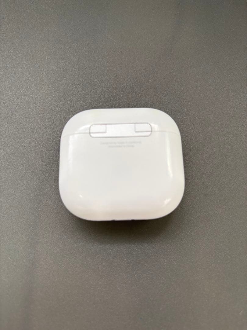 【訳あり】 AirPods 第4世代/ノイズキャンセリング対応/<No1904>