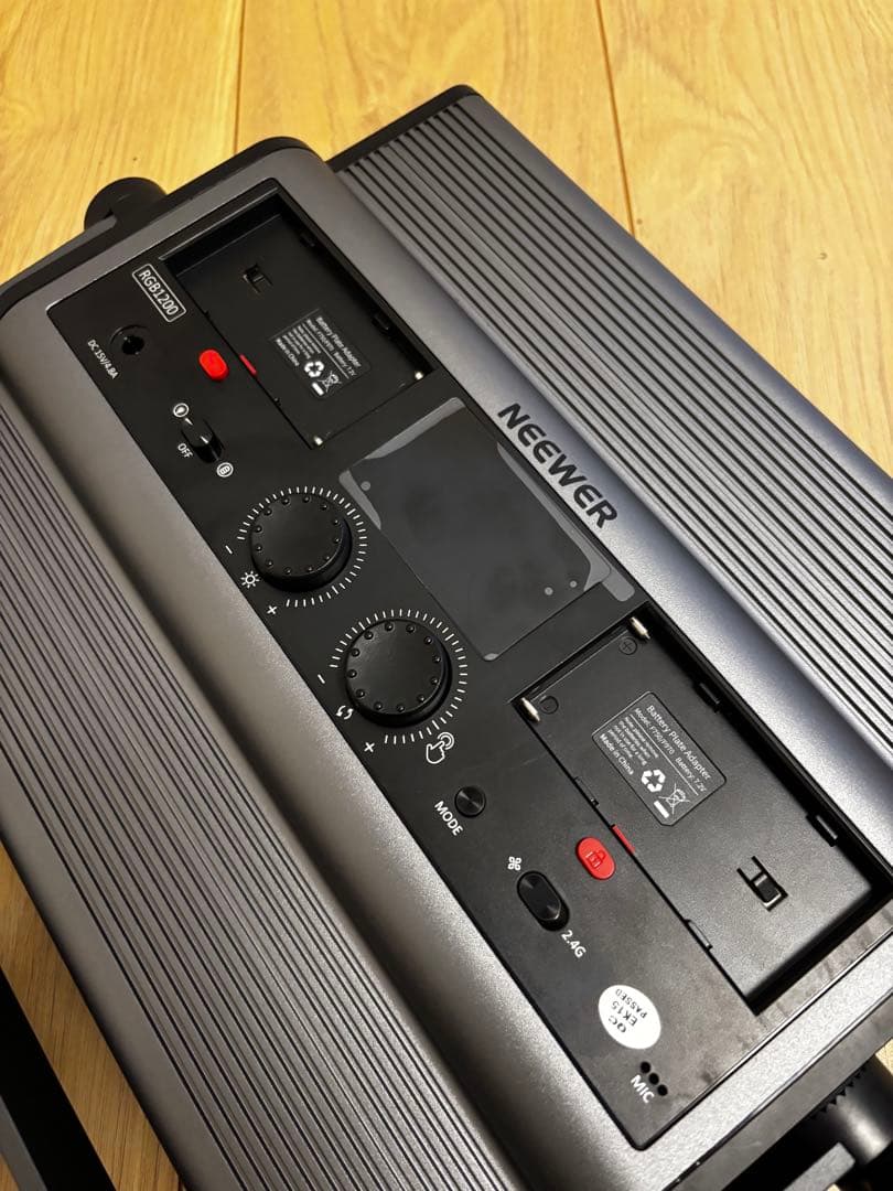 NEEWER RGB1200 本体+ソフトボックス