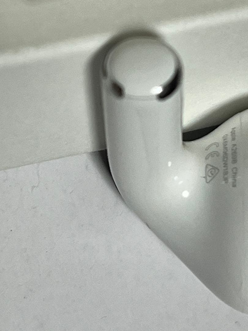 AirPods Pro 2 MagSafe充電ケース（Lightning）