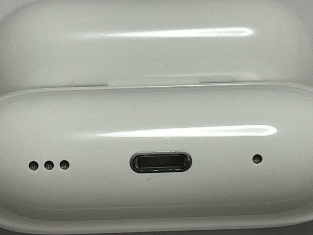 AirPods Pro 2 MagSafe充電ケース（Lightning）