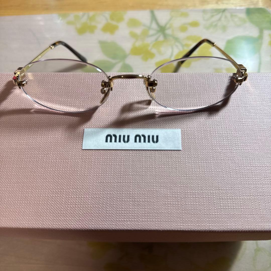 MIUMIU リムレス アイウェア