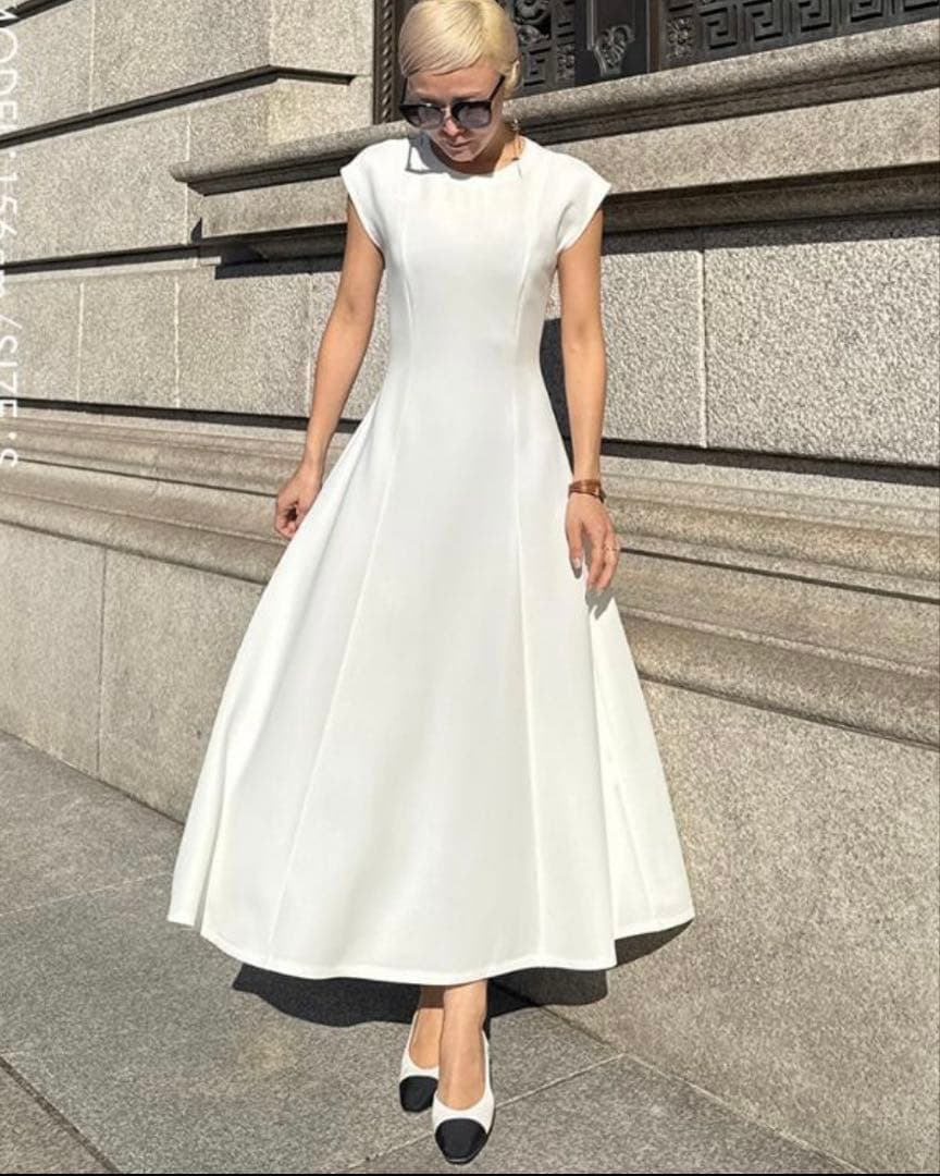 JENNEフレンシルエットワンピースSホワイト