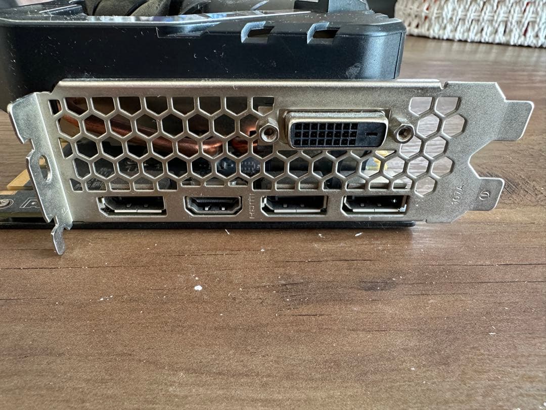 GeForce GTX1070 JetStream 風 グラフィックボード