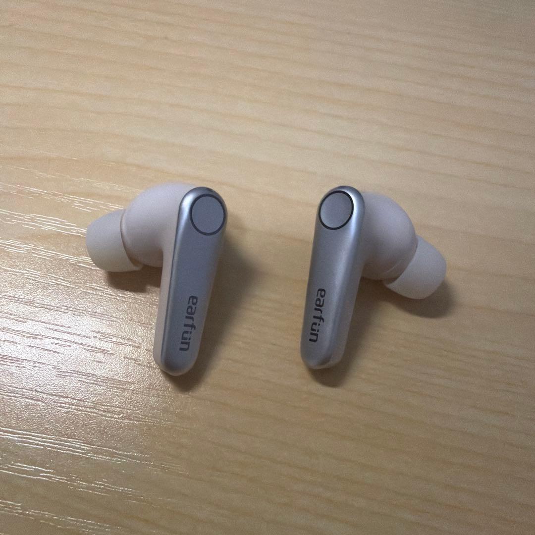 Earfun Air Pro 3 (ケースなし)