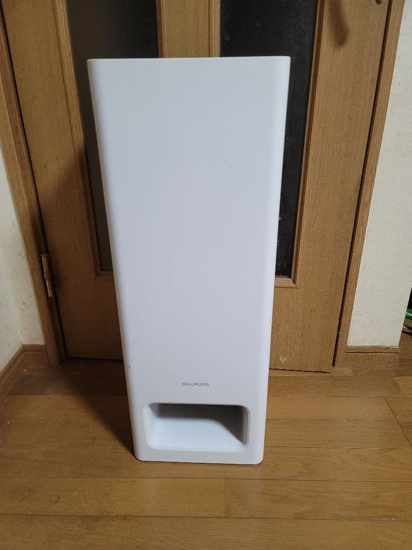【美品】BALMUDA 空気清浄機 The Pure A01A-WH